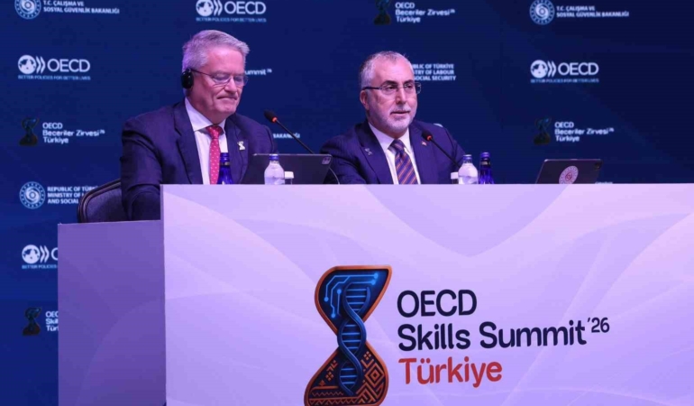 Bakan Işıkhan: ’’İş gücü piyasalarında yaşanan küresel değişimleri risk değil fırsat olarak görüyoruz’’