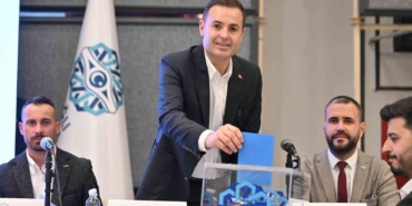 Yağlı Güreş Birliği yeniden ‘Ahmet Akın’ dedi