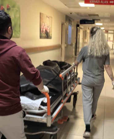 Otobüste kalp krizi geçiren yolcu hayatını kaybetti