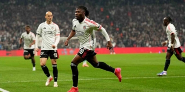 El Bilal Toure 3 ay sonra golle tanıştı