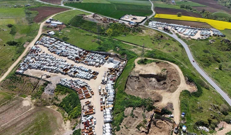 TMSF’nin el koyduğu yüzlerce araç böyle görüntülendi