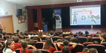 Gölcük’te ilkokul öğrencilerine Sıfır Atık eğitimi verildi
