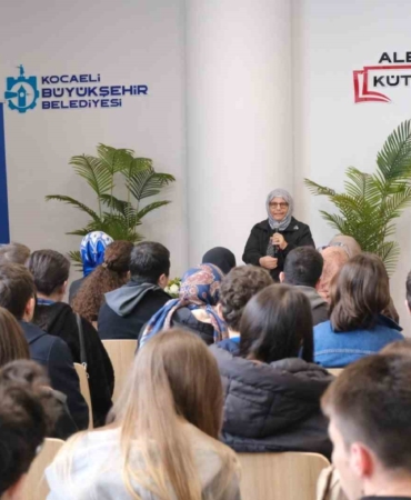 Kitabın izini süren öğrenciler, Kocaeli’yi adım adım gezdi