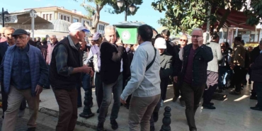 Burhaniyeli Rafet öğretmen son yolculuğuna uğurlandı