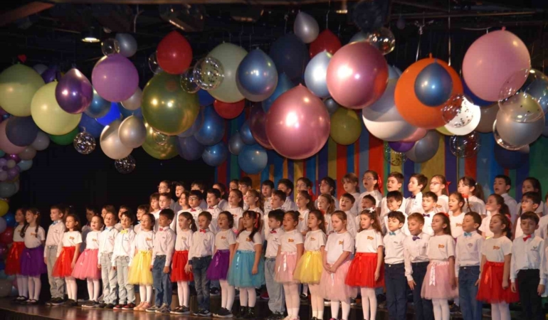 23 Nisan Şahinkaya’da coşkuyla kutlandı