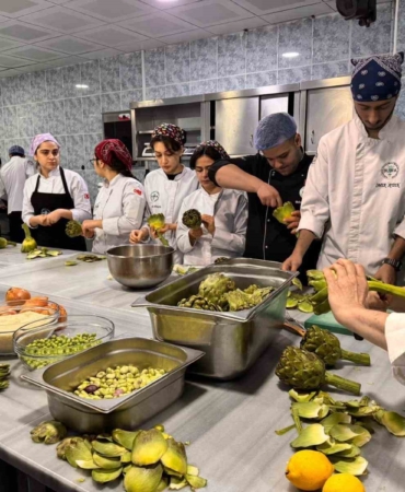 Burhaniye’de Gastronomide zeytinyağı deneyimi gerçekleştirildi