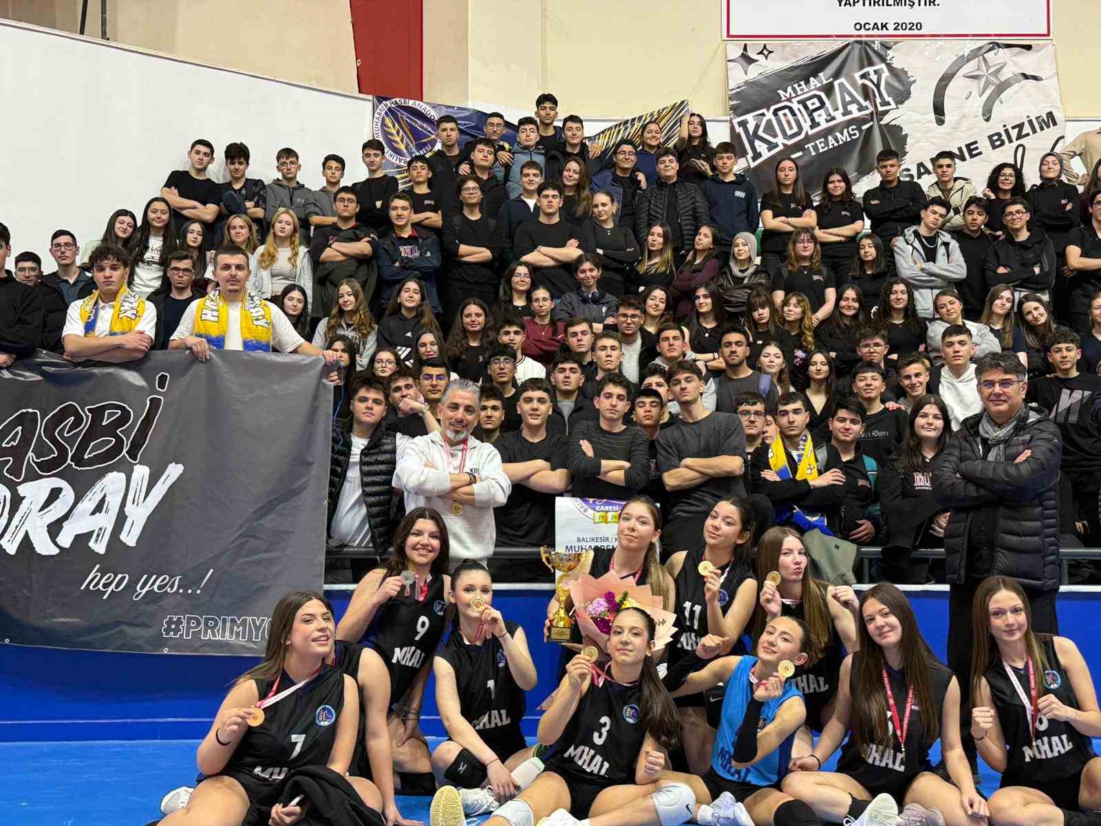 MHAL’in altın kızları voleybol ’da şampiyon