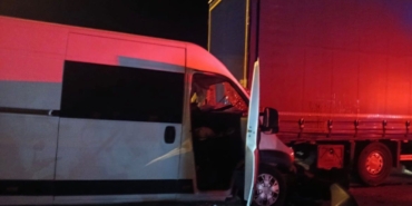 Edirne’de panelvan tıra çarptı: 1 ölü, 1 yaralı