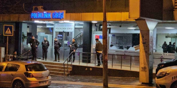 Esenyurt’ta hamile kadın doğum esnasında hayatını kaybetti, yakınları hastaneyi bastı