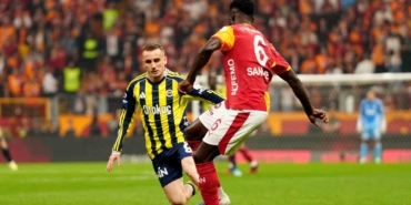 Trendyol Süper Lig: Galatasaray: 1 - Fenerbahçe: 0 (İlk yarı)