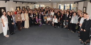 "Toz ve Işık" pastel sergisi kapılarını açtı