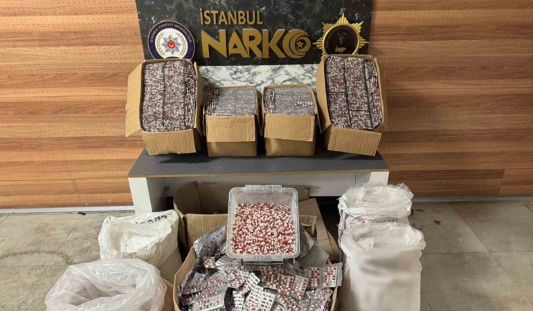 Sultanbeyli’de uyuşturucu operasyonu: 343 bin adet hap ele geçirildi