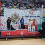 Kartepe’nin karateci yıldızlarından madalya yağmuru