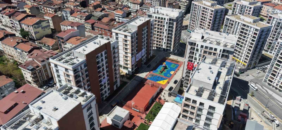 Gaziosmanpaşa’da 863 konut hak sahiplerine teslim edildi