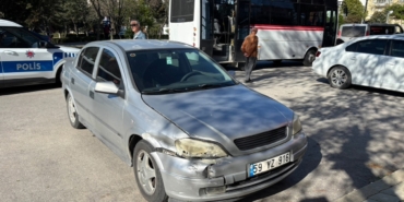 Edirne’de minibüs ile otomobil çarpıştı: 1 yaralı