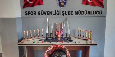 Deplasman otobüsünden adeta cephanelik çıktı