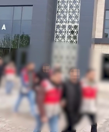 Çanakkale merkezli 92 milyon TL’lik yasa dışı bahis operasyonunda 5 şüpheli yakalandı