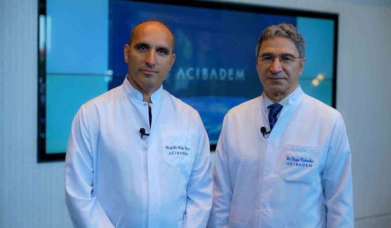 Kritik ameliyat sonrası İbrahim Tatlıses’ten müjdeli haber: "Komplike bir operasyondu, başarıyla atlatıldı"