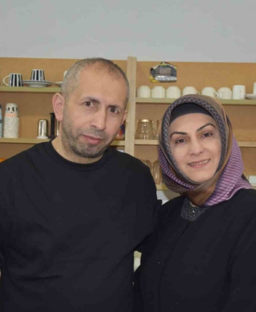Karı kocanın çay ocağındaki omuz omuza mesaisi 15’inci yılında