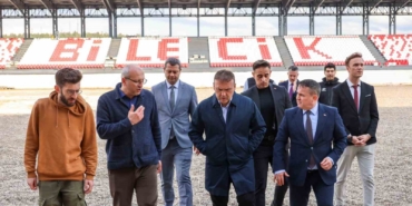 Vali Sözer yeni stadyum inşaatında ve spor salonunda incelemelerde bulundu