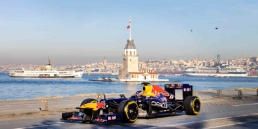 Formula 1 heyecanı 5 yıl sonra İstanbul sokaklarına taşındı