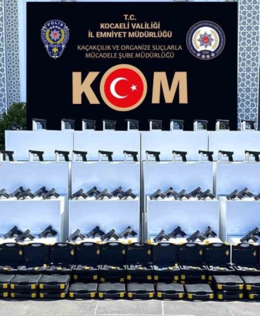 TEM’de silah kaçakçılığı operasyonu: 60 tabanca ele geçirildi