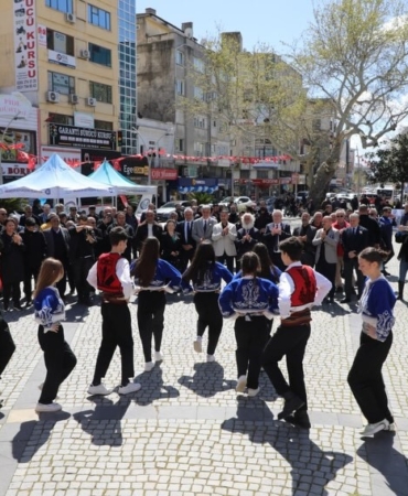 Başkanı Mehmet Ertaş Vanlıların kurtuluş coşkusuna ortak oldu