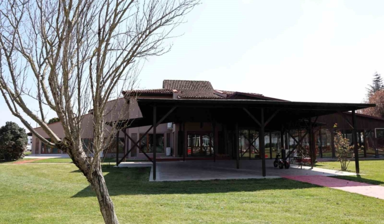 Kadınlar "Ana Kafe" ile hem öğrenecek hem üretecek