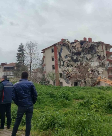 Site için riskli yapı kararı: Dönüşüm süreci başladı