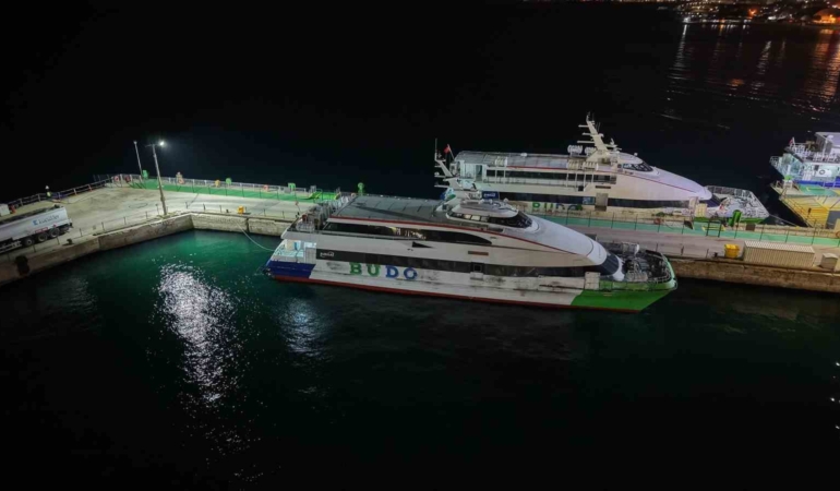 Bursa-İstanbul deniz otobüsü seferlerine olumsuz hava engeli