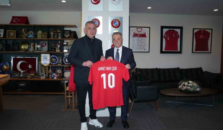 Ahmet Nur Çebi’den, TFF Başkanı Hacıosmanoğlu’na ziyaret