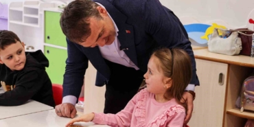 Vali Sözer öğrencilerle bir araya geldi