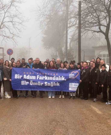 Nilüfer Belediyesi’nden kansere karşı farkındalık yürüyüşü