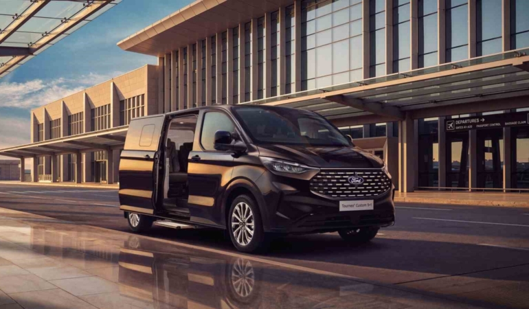 Yeni Ford Tourneo Custom 9+1 satışa sunuluyor