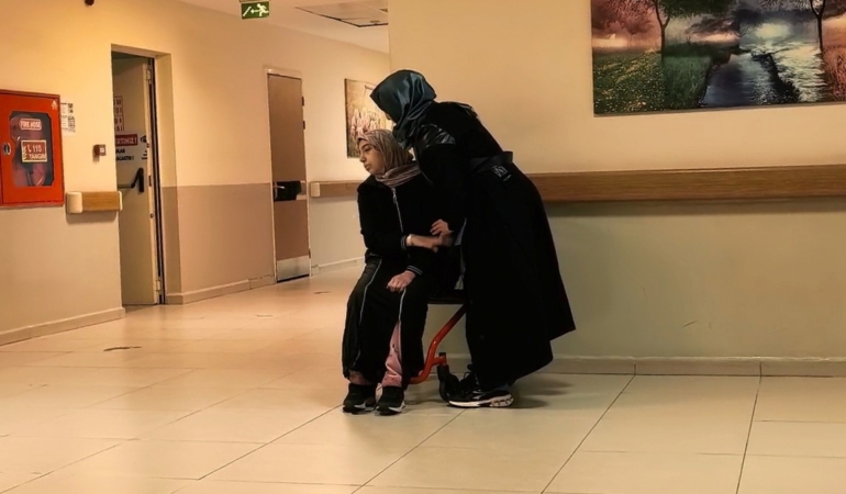 Emzirdiği bebeği soluksuz kalıp öldü