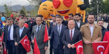 23 Nisan korteji renkli görüntülere sahne oldu