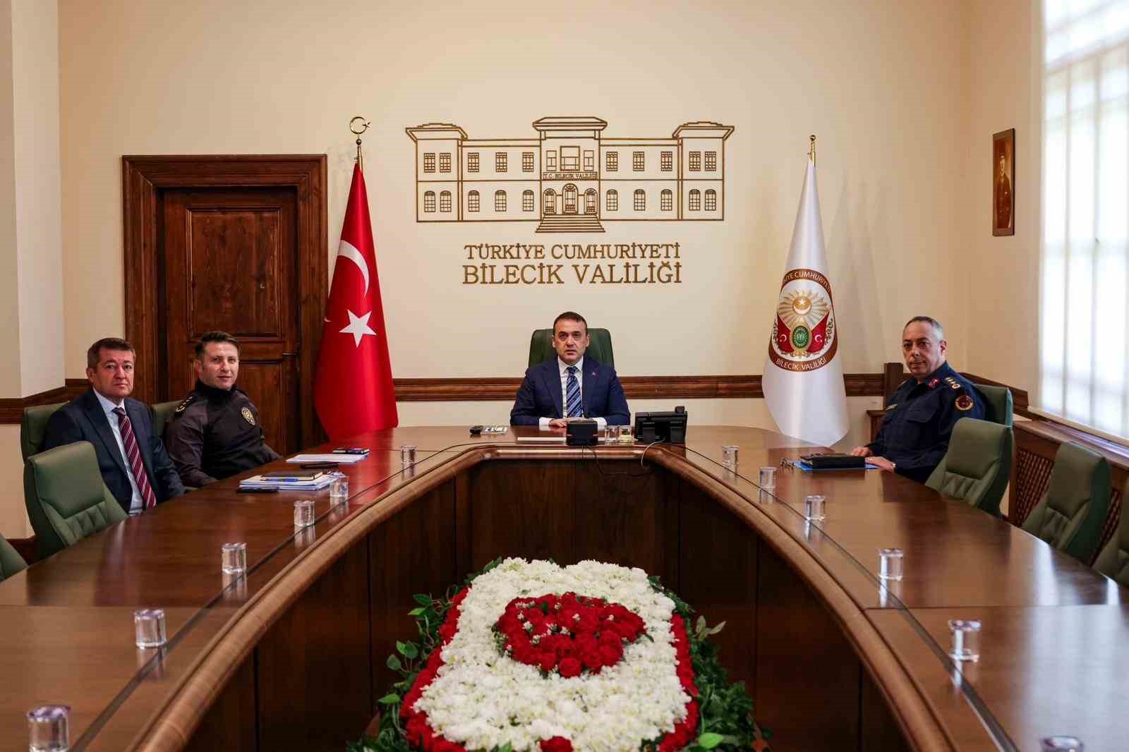 Okullara yönelik saldırılar sonrası Bilecik’te güvenlik tedbirleri masaya yatırıldı