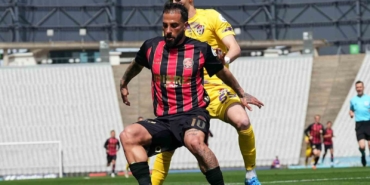 Trendyo Süper Lig: Fatih Karagümrük: 1 - Eyüpspor: 0 (Maç devam ediyor)