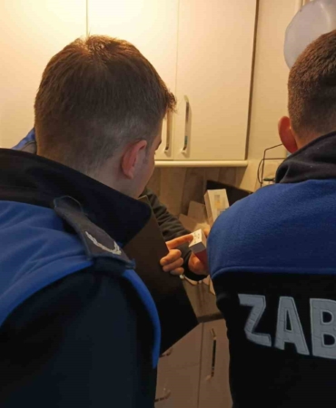 Güzellik merkezlerindeki 400’ü aşkın tarihi geçmiş ürüne el konuldu