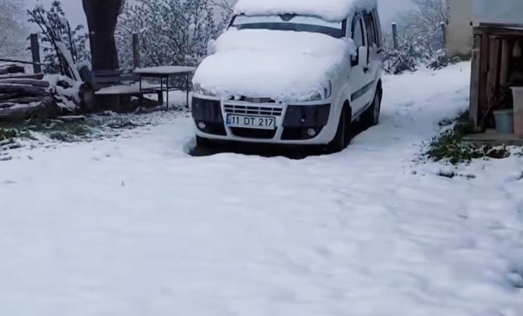 Bilecik’te kar sürprizi