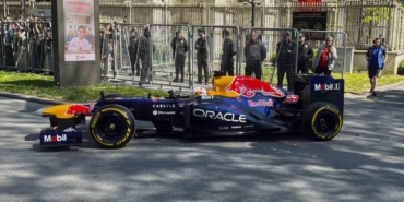 Yuki Tsunoda’dan, İstanbul sokaklarında gösteri sürüşü