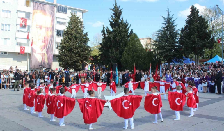 Kırklareli’nde 23 Nisan coşkuyla kutlandı