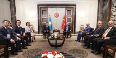 TBMM Başkanı Kurtulmuş, Kazakistan Parlamentosu Meclis Başkanı Koşanov ile görüştü