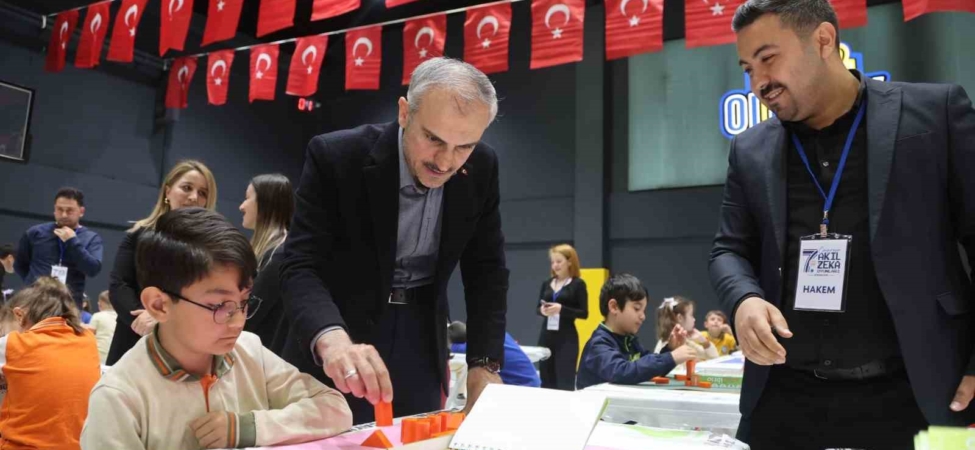 Çayırova’da öğrenciler akıl ve zeka oyunlarında ter döküyor