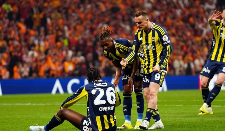 Fenerbahçe, ligde 2. mağlubiyetini aldı