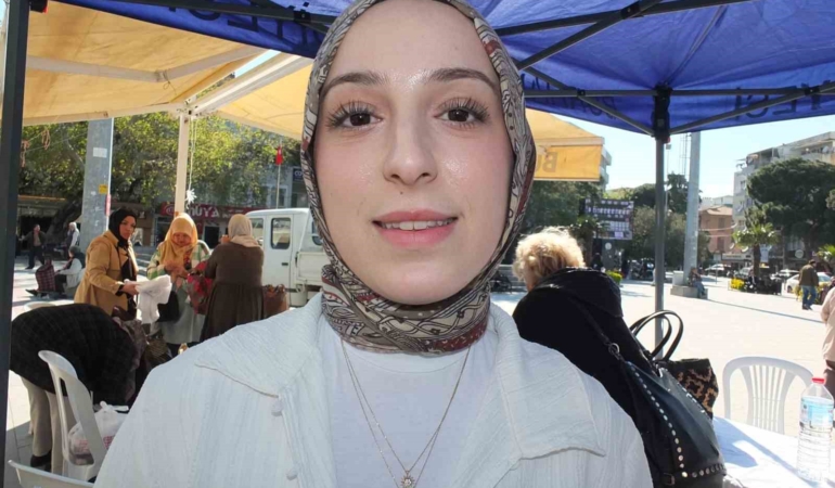 Burhaniye’de Aile Destek Merkezi dönem sergisi açıldı