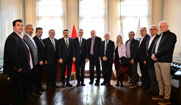 Balkanlarla göbek bağımız var