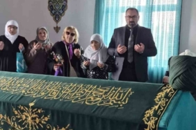 Bilecik’te huzurevi sakinlerinden türbe ziyareti