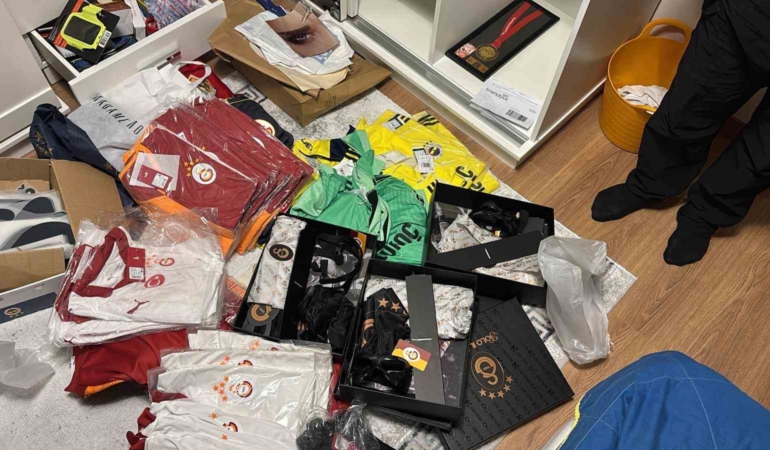 8 ilde eşzamanlı karaborsa bilet operasyonu: 15 kişi gözaltına alındı