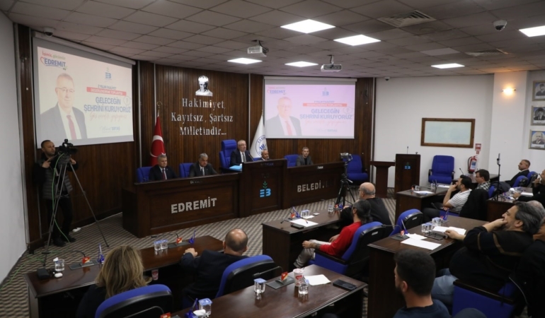 Başkan Ertaş, basınla buluştu: 2 yıllık hizmetleri anlattı